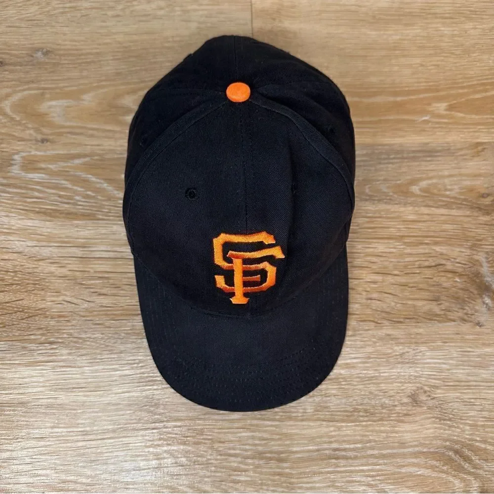 NWOT Fan Favorite San Francisco Giants Adjustable Cap Hat